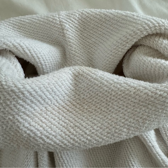 Aerie white turtleneck sweater - Picture 7 of 9